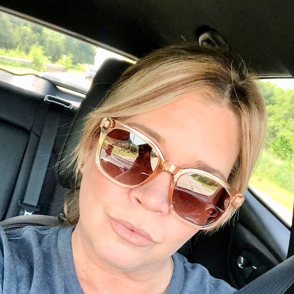 Retro Trendy Classic Pink Square Pretty Sunglasses for Women UV400 Sunnies - Picture 5 of 5